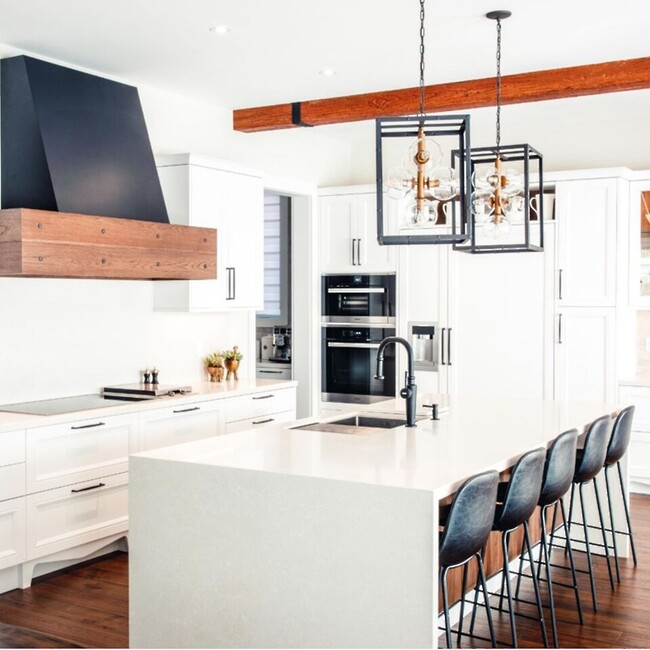 6 Ways To Add Timeless Appeal To A Traditional White Kitchen