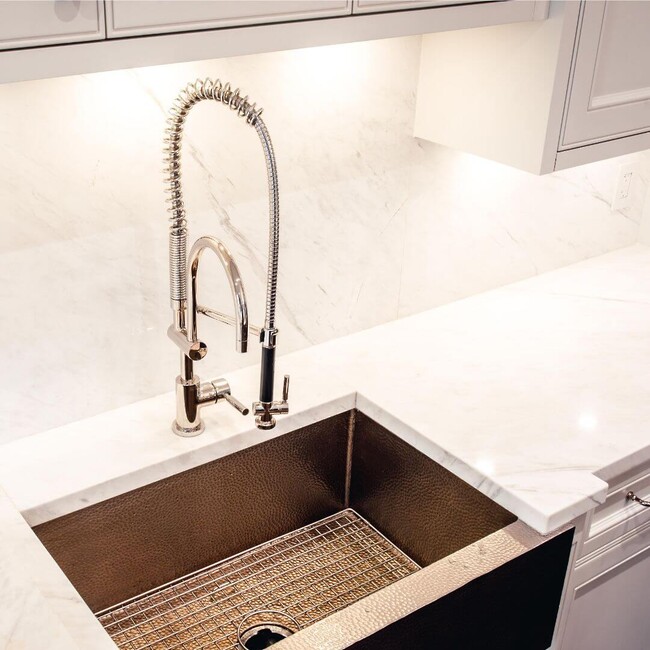 8 Incredible Faucet Designs That Are A Perfect Match For Your Kitchen